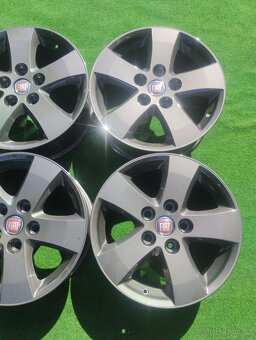 ALU KOLA FIAT FREEMONT 5X127 R17 - 5
