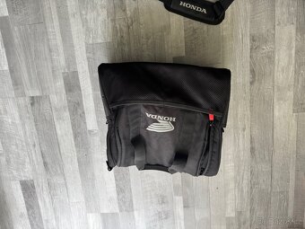 vnitřní tašky kufrů originál Honda CRF1000L - 5