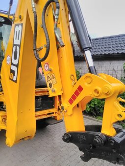 JCB 4CX – r. 2018, 7000 Mh, výborný stav - 5