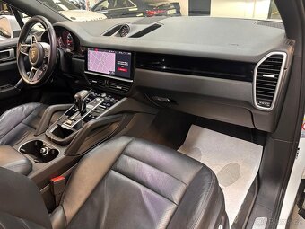 Porsche Cayenne - 5