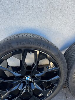 BMW X7 originál sada alu 22” - 5