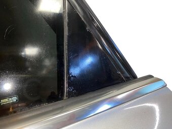 Levé zadní dveře stříbrná LY7W Audi A8 4E D3 sedan r.v. 2005 - 5