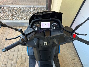 Skútr Maxon Discovery 300 - zánovní - 5