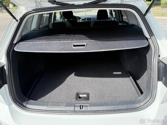 VW Golf 7 kombi 1,6Tdi 85kW r.v.2019 serviska 1.majitel - 5