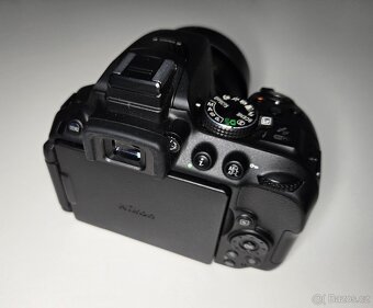 Prodám Nikon D5300 + 2 objektivy + příslušenství - 5