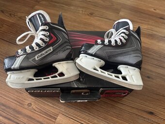 Brusle Bauer Vapor X30 YTH 11.0 - 5