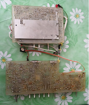 Prodám plně funkční korekci a magnetofon do rmg Tesla Condor - 5