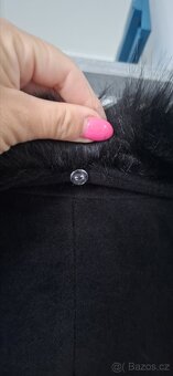 Dámský zimní kabát,elegantný,černý s odepínatelnou kožešinou - 5