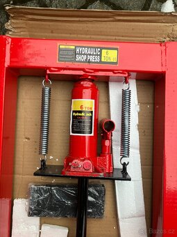 Hydraulický dílenský lis 6 tun - 5