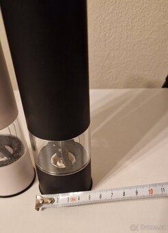 Elektrický mlýnek na sůl a pepř - 5