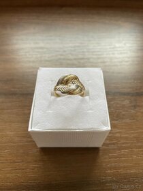 Zlatý dámský prsten - 5
