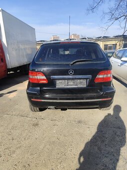 Veškeré díly Mercedes Benz B170 černá - 5
