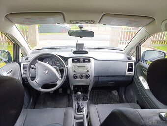 Suzuki liana. 4x4, 125000km 1,6i - 5