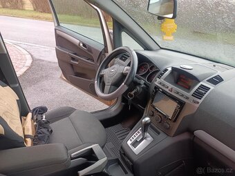 Opel Zafira 1.9 cdti 110 kw 7 míst automat ok - 5