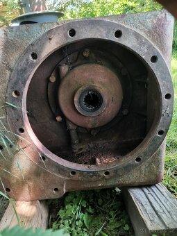 rozvodovka zetor 4011 - 5