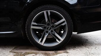 Audi A4 Avant 2.0 TDI Design S tronic - 5