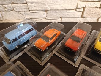 Autíčka modely Škoda, Tatra, Aston Martin, Maserati 1:43. - 5
