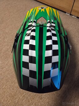 Motokrosová helma - 5