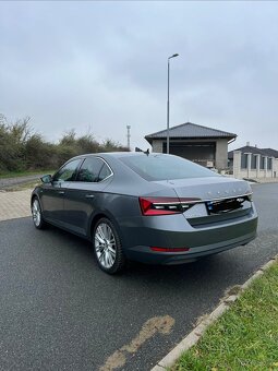 Škoda Superb 3 2.0 TSI 140kw rok 2022 - 5