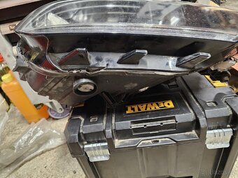 Pravé přední světlo VW Golf Sportsvan - 5