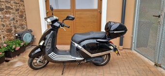 ZNEN ZN125T-F,OBSAH 125 CCM,RETRO STYLE - 5