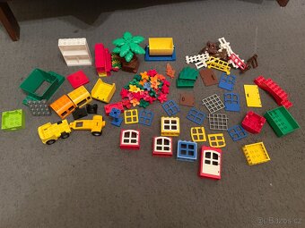 LegoDuplo (různé kostky,nábytek,figurky) 16kg - 5