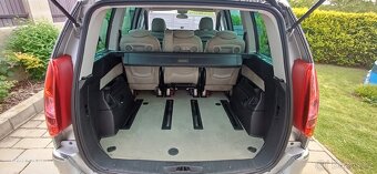 Peugeot 807 - 5