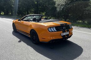 Ford Mustang GT 5.0 V8 cabrio – autopůjčovna - 5