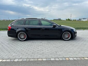 Škoda Octavia 3 RS 2.0TSI 77tkm Top výbava - 5