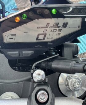 Yamaha MT-09 - 5