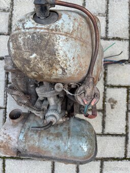 Motor Manet - 5