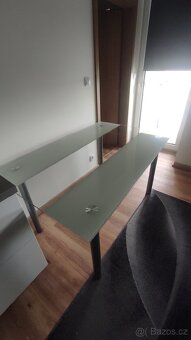Jídelní stůl - 5