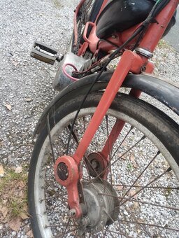 Moped Stadion S11 s vidlicí smrti - 5