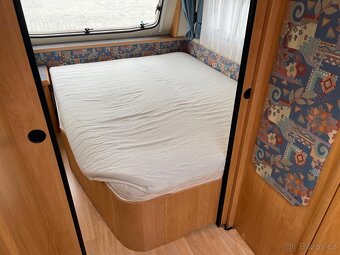 PRODÁNO Hobby Excellent 560, 4 osoby, bojler, stan fr.postel - 5