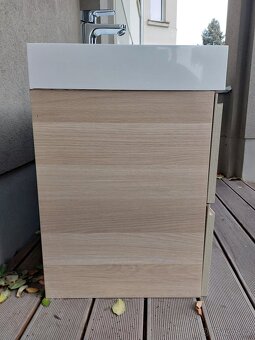 Umyvadlová skříňka s umyvadlem - 5