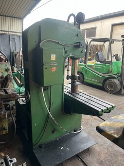 Hydraulický lis CDC 30 - 5