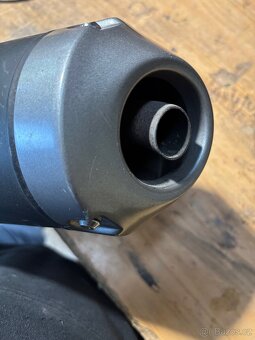 Tlumič výfuku z Honda crf 250 - 5