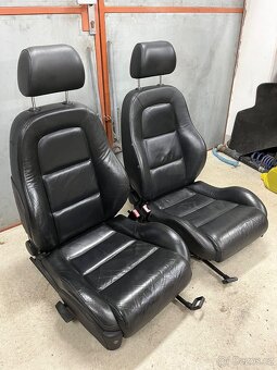 Sedačky Audi TT 8N - 5