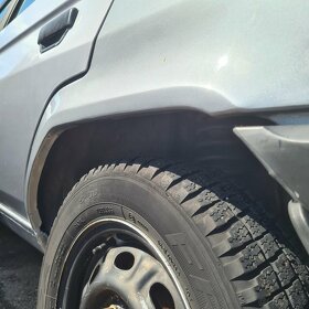 Škoda favorit silver line 1,3 50 kW. r.v 1994 - 5