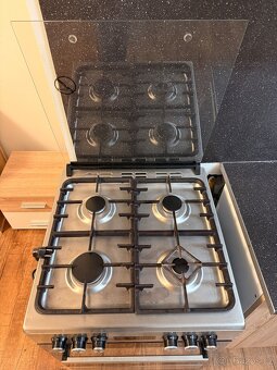 Kuchyňská linka na prodej - 5