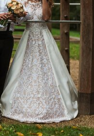 PRODÁM SVATEBNÍ ŠATY - 5