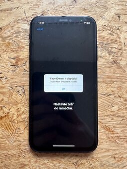 Apple iPhone Xr 64GB Černý - 5