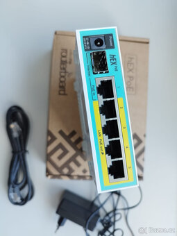 MikroTik RB960PGS hEX PoE, TOP STAV - 5