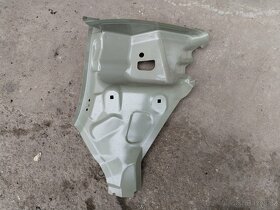 Škoda výřezové díly. Originál - 5
