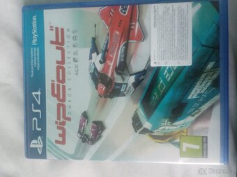 Playstation 4 tb a vr na PS 4 - 5