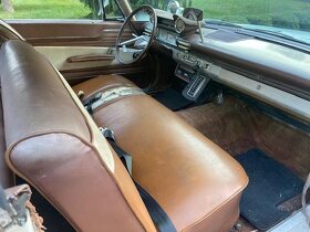 Plymouth sport fury 1961 americký křižník ,,rezervace,, - 5