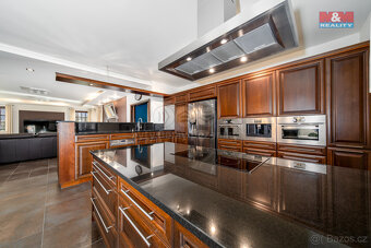 Prodej rodinného domu, 420 m², Tichá - 5