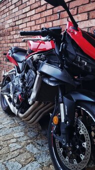 HONDA CBR 650 R 35kW 2023 - 5
