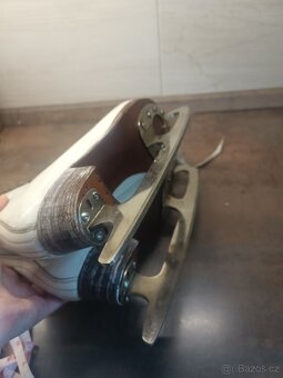 Dívčí holčičí zimní lední brusle vel. 35 - 5