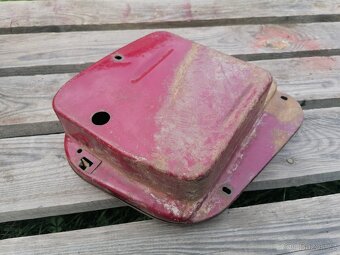 Kaslík na batériu na Jawa, CZ, 350, 250, 175, panelka - 5